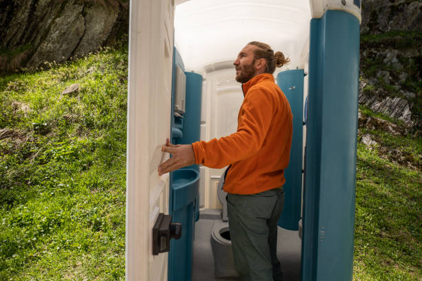 Best Portable toilet rental cost  in Crestline, OH